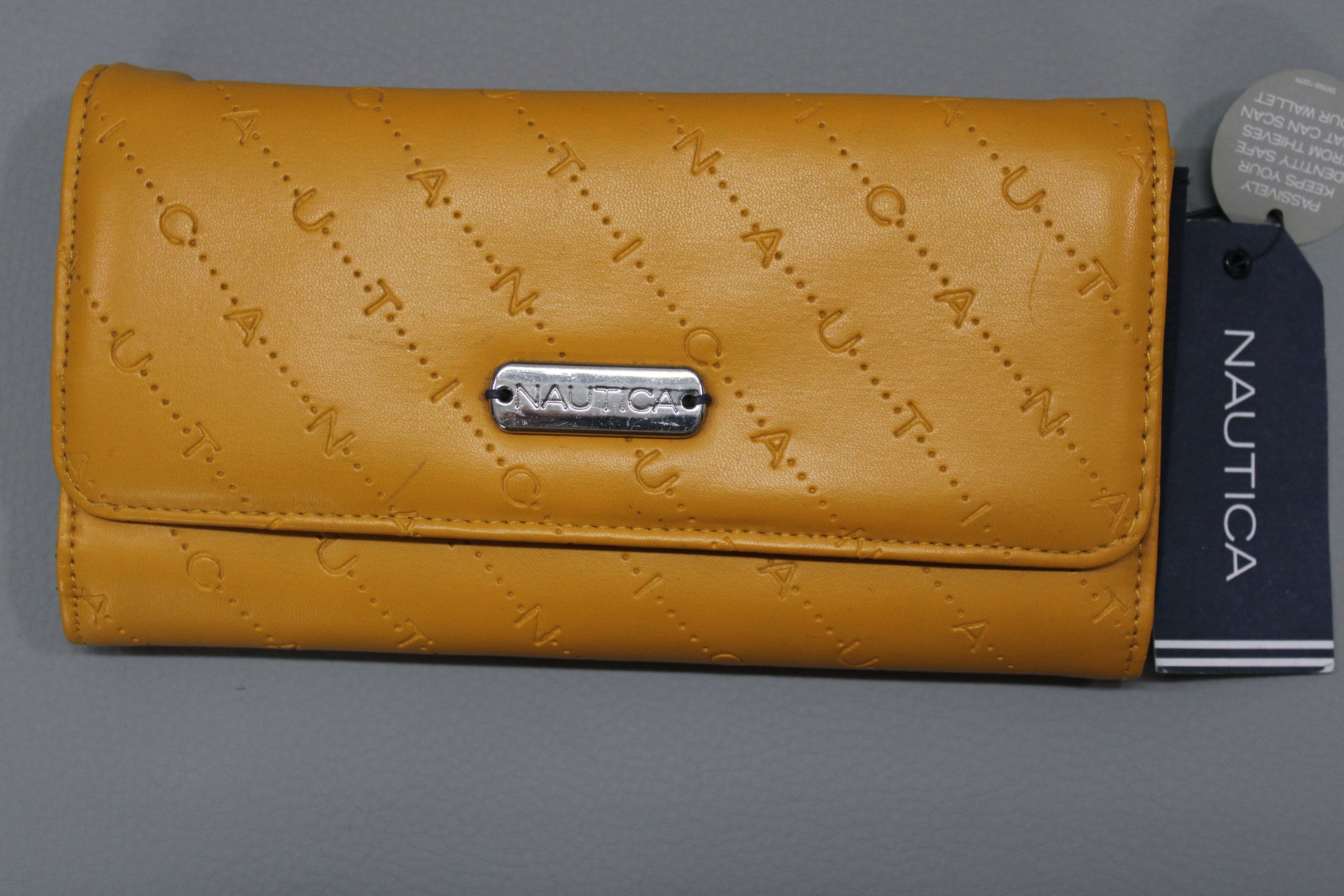 NAUTICA CARTERA DAMA