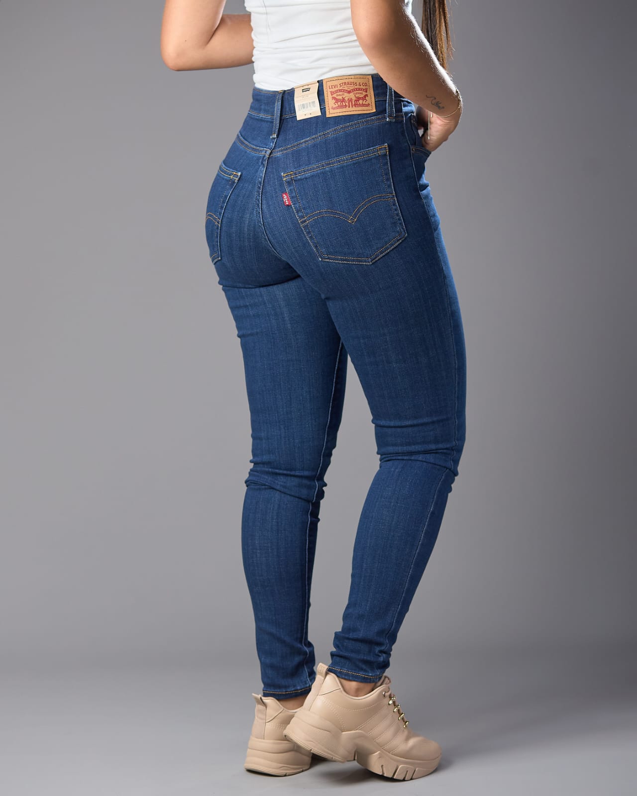 JEANS LEVIS DE MUJER 721 HIGH - RISE SKINNY - Imagen 2