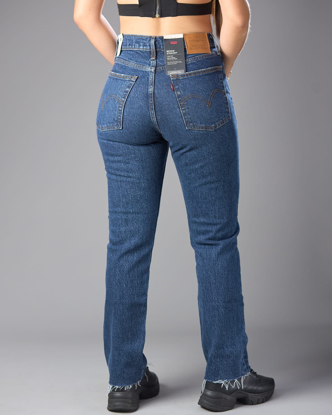 JEANS LEVIS DE MUJER WEDGIE STRAIGHT - Imagen 2